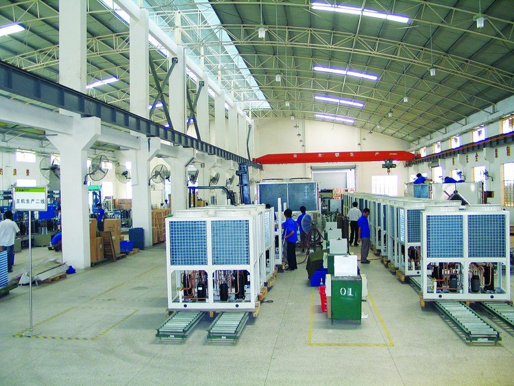 2000年,志高原商用空調生產線.jpg 2000年,志高原商用空調生產線.jpg